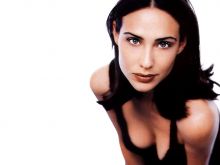 Claire Forlani