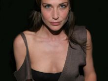 Claire Forlani