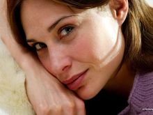 Claire Forlani