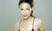 Claire Forlani