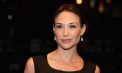 Claire Forlani