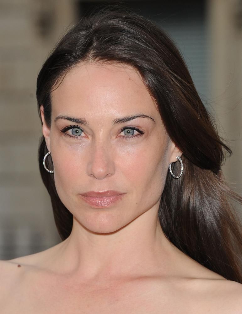 Pictures of Claire Forlani