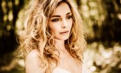 Claire Lautier