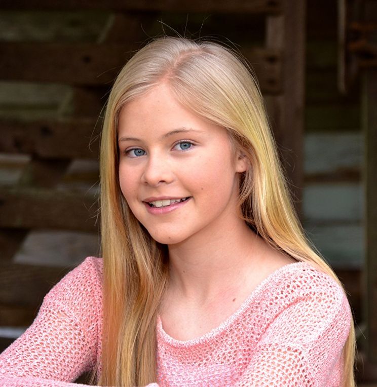 Claire McReynolds