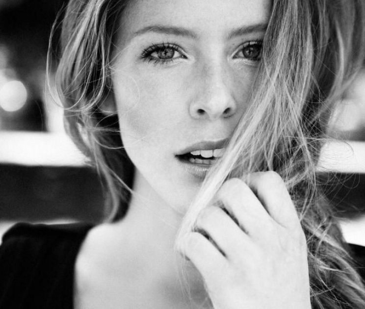 Claire Robbins