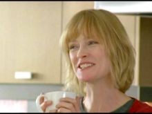 Claire Skinner photo
