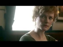 Claire Skinner photo
