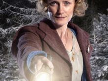 Claire Skinner
