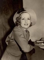 Claire Windsor #3230796 picture (Portrait Medium)