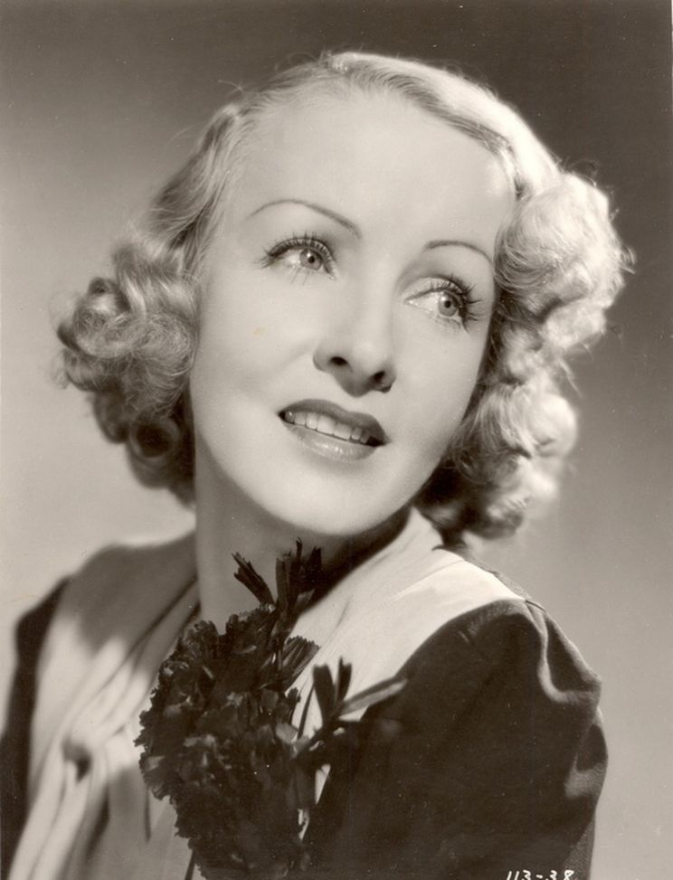Claire Windsor