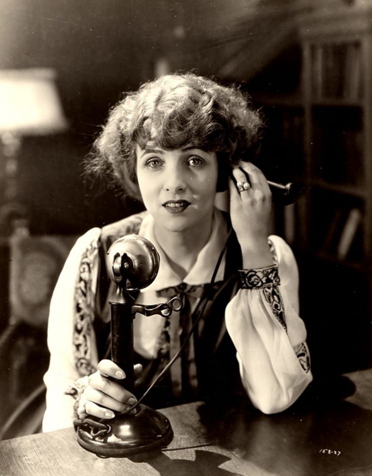 Claire Windsor