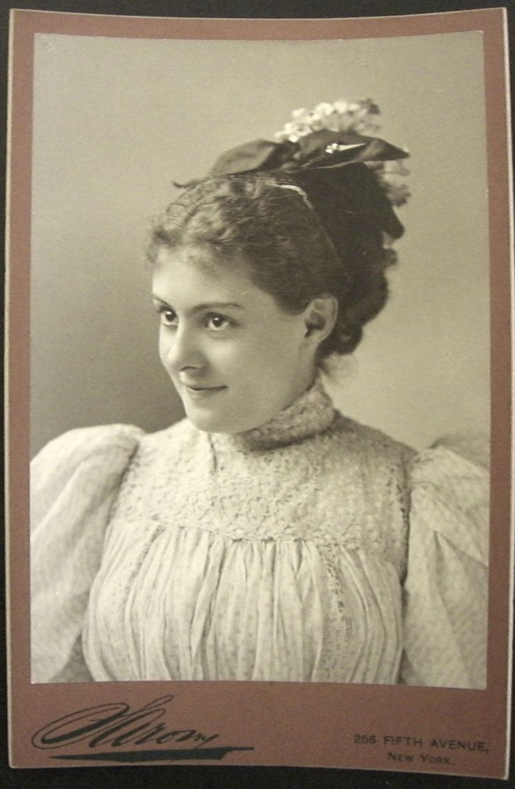 Clara Blandick