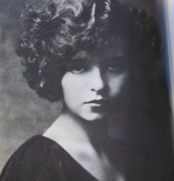 Clara Bow