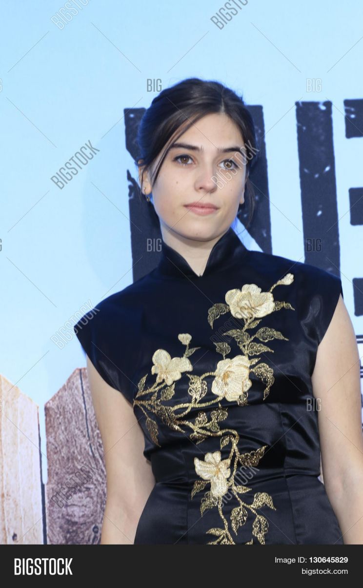 Clara Mamet