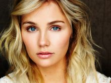 Clare Bowen