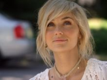 Clare Bowen