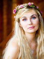 Clare Bowen