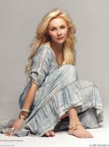 Clare Bowen