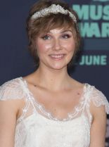 Clare Bowen