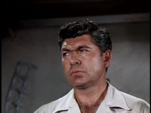 Claude Akins