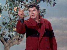 Claude Akins