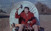 Claude Akins