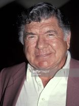 Claude Akins