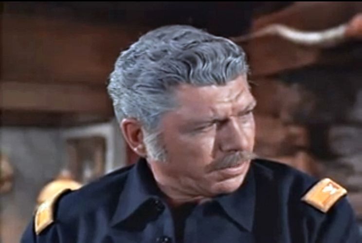 Claude Akins