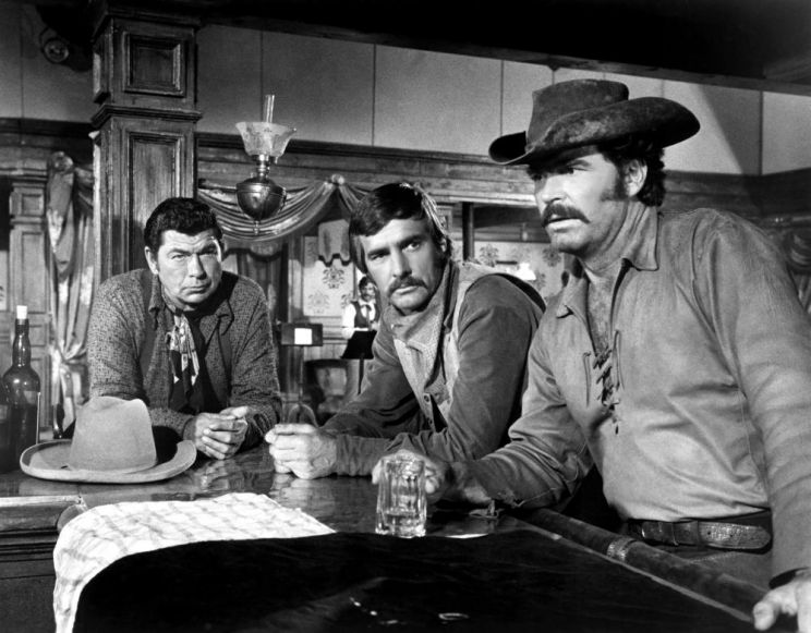 Claude Akins
