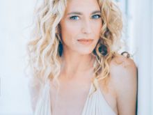 Claudia Black #95847 picture (Landscape Medium)