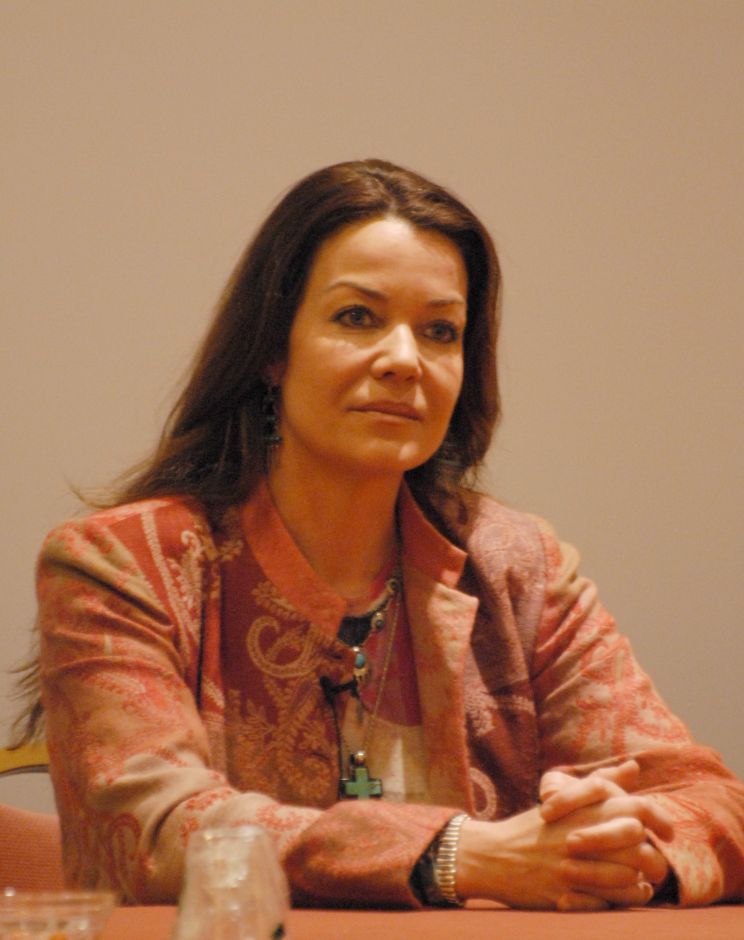 Claudia Christian