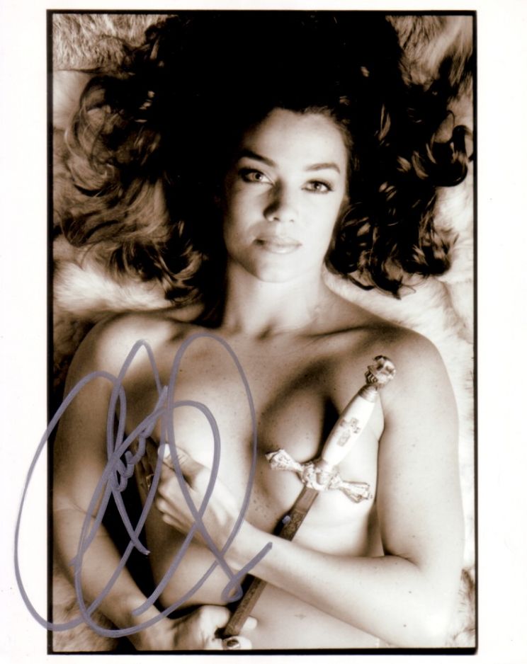 Claudia Christian