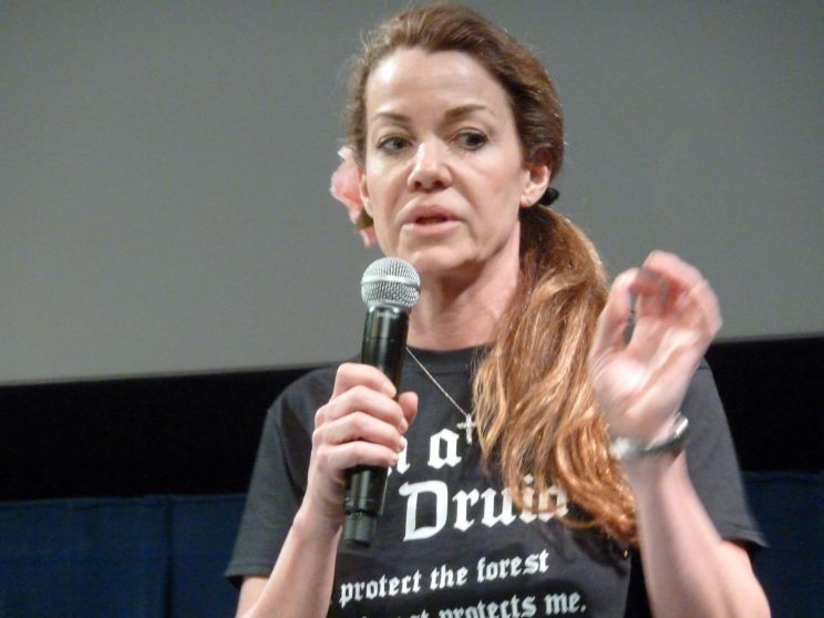 Claudia Christian