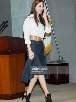 Claudia Kim