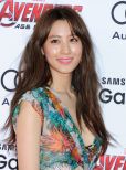 Claudia Kim