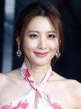 Claudia Kim