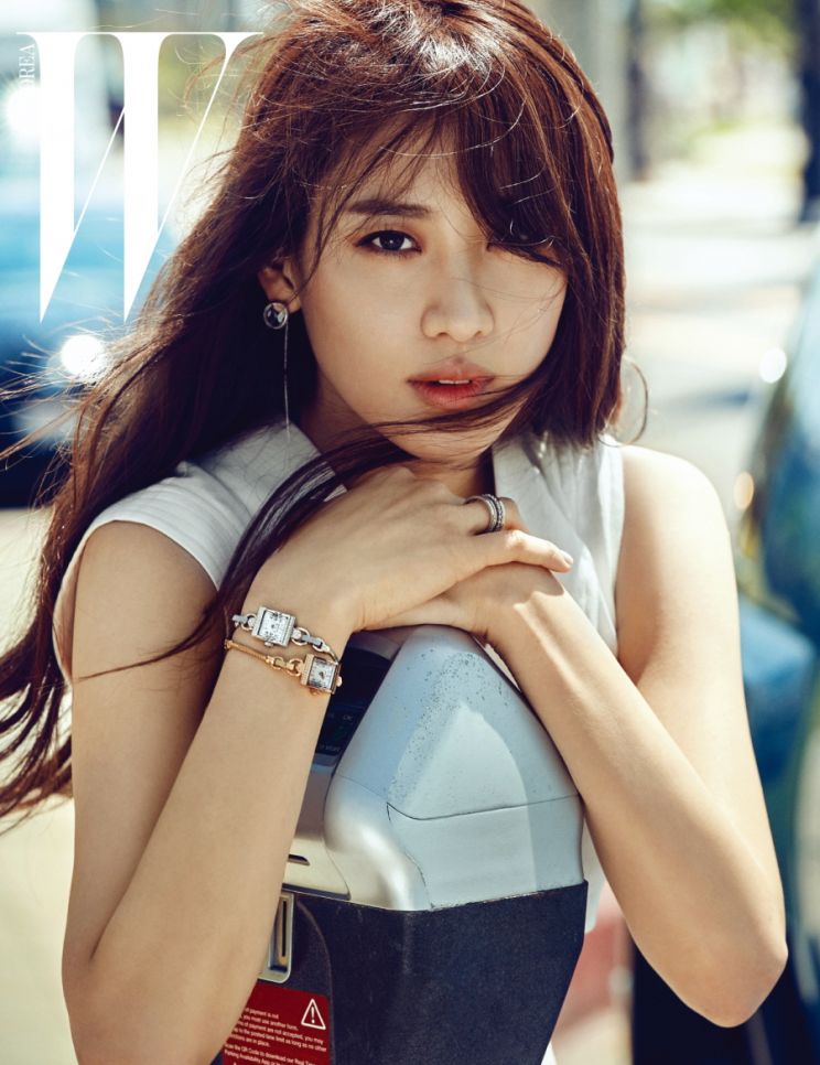 Claudia Kim