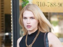 Claudia Lee