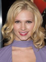 Claudia Lee photo