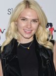 Claudia Lee