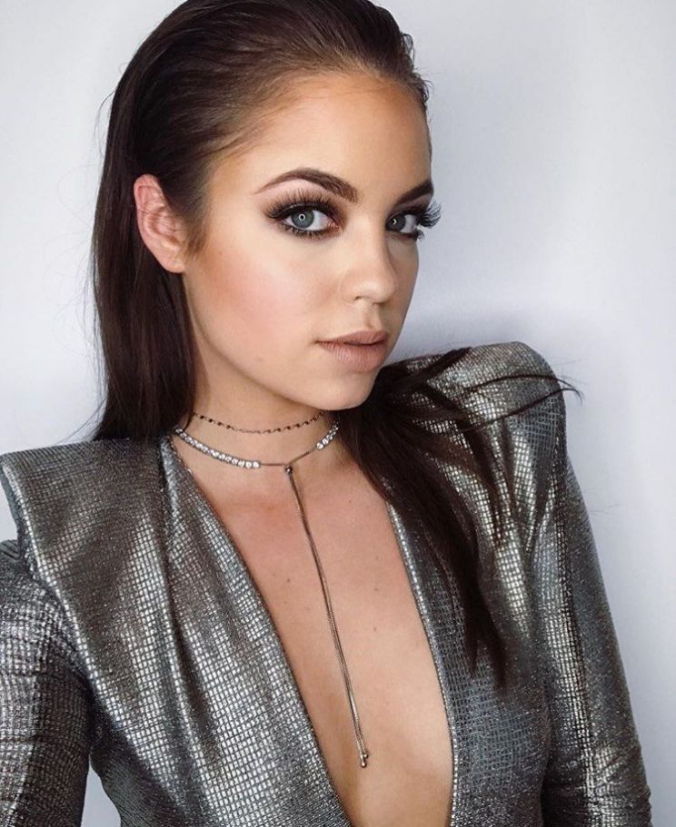 Claudia Sulewski