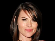 Clea DuVall