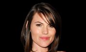 Clea DuVall