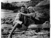 Cleo Moore photo