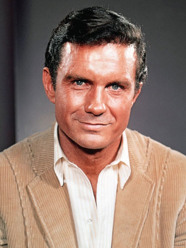 Cliff Robertson