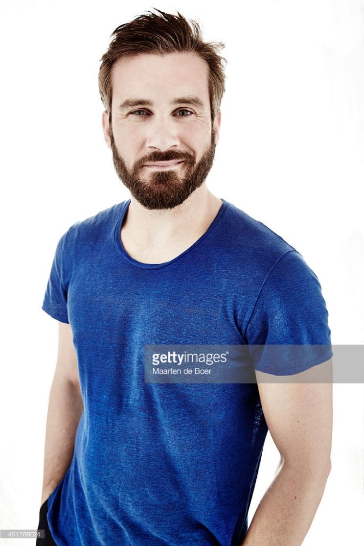 Clive Standen