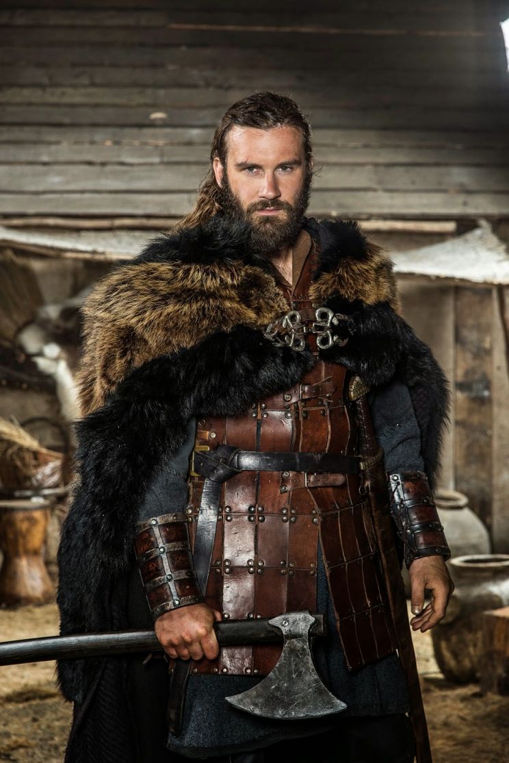 Clive Standen