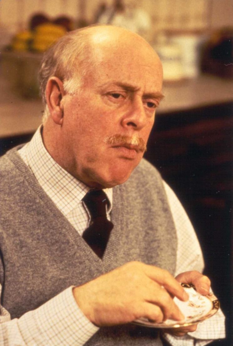 Clive Swift