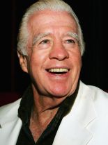 Clu Gulager