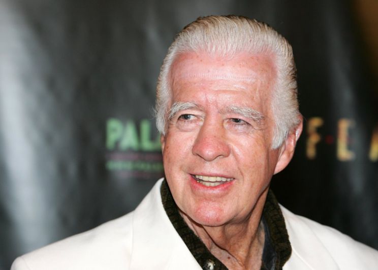 Clu Gulager